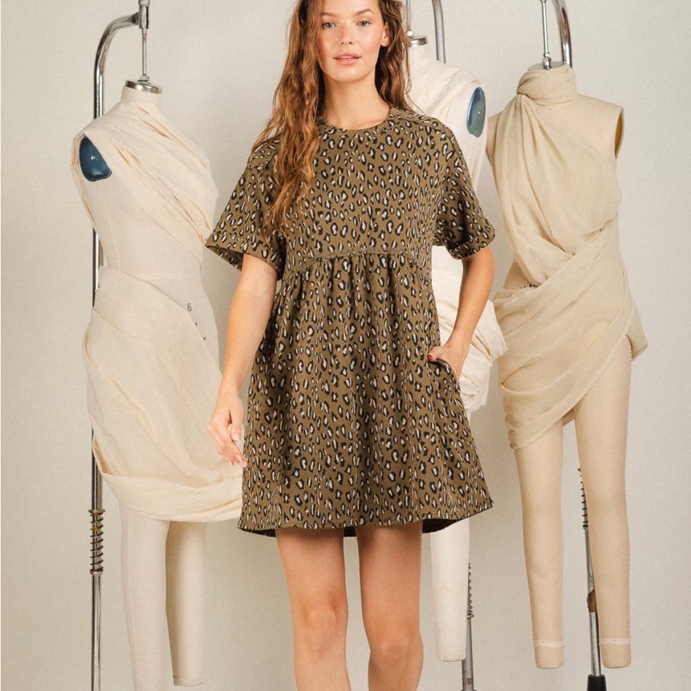 Very J Olive Leopard Print Knit Mini Dress with Pockets